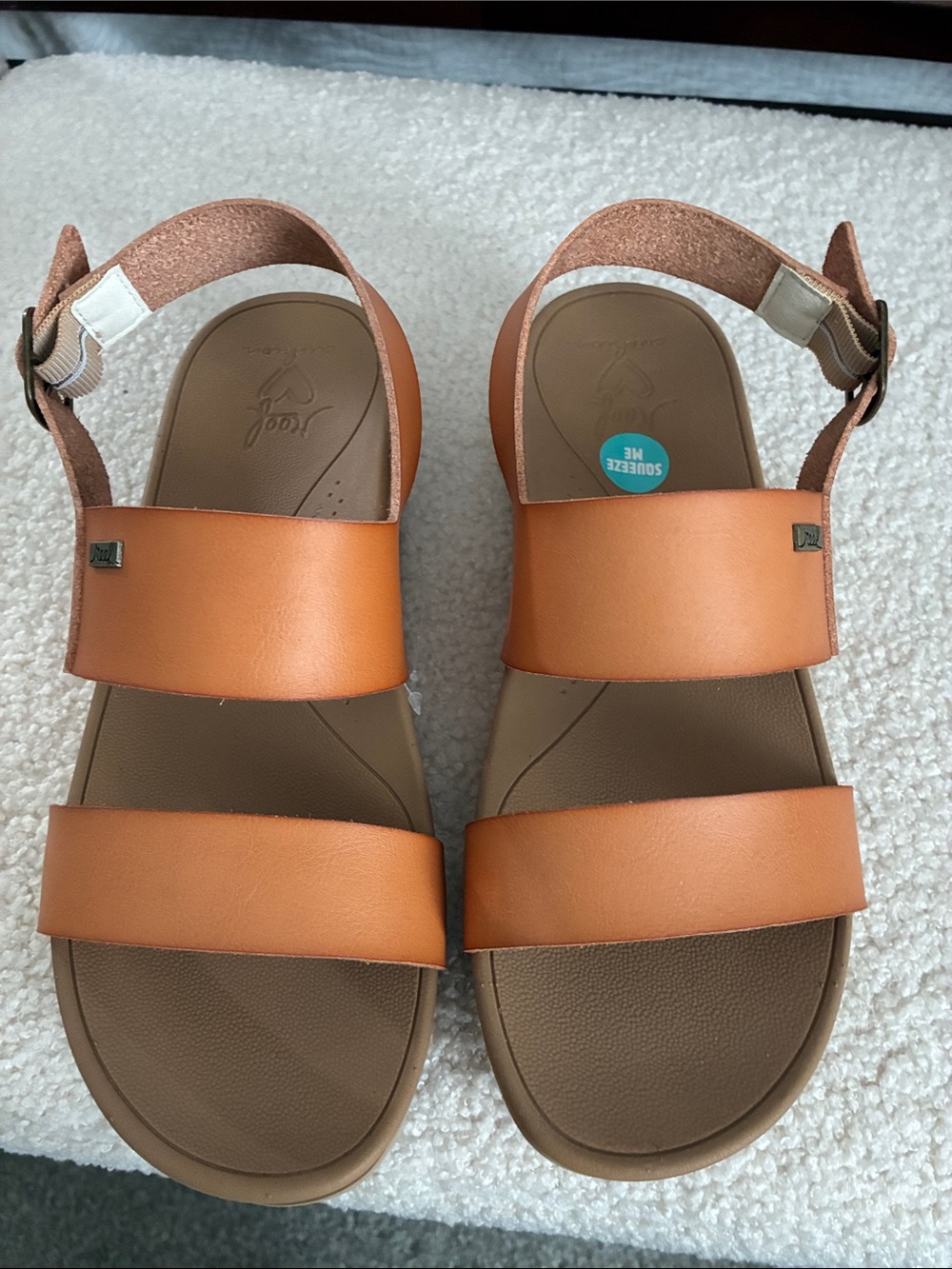 NWOT Reef Horizon Hi Buckle Double-Strap Leather Sandals sz 9 color Natural